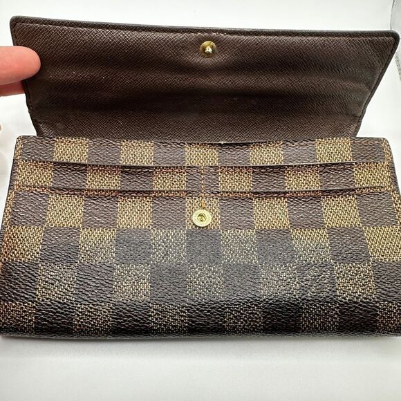 Pre-loved Authentic Louis Vuitton Damier Ebene Sarah Wallet *See Notes* - Picture 13 of 16